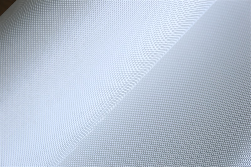 Ultra high molecular weight polyethylene plain woven fabric 400gsm