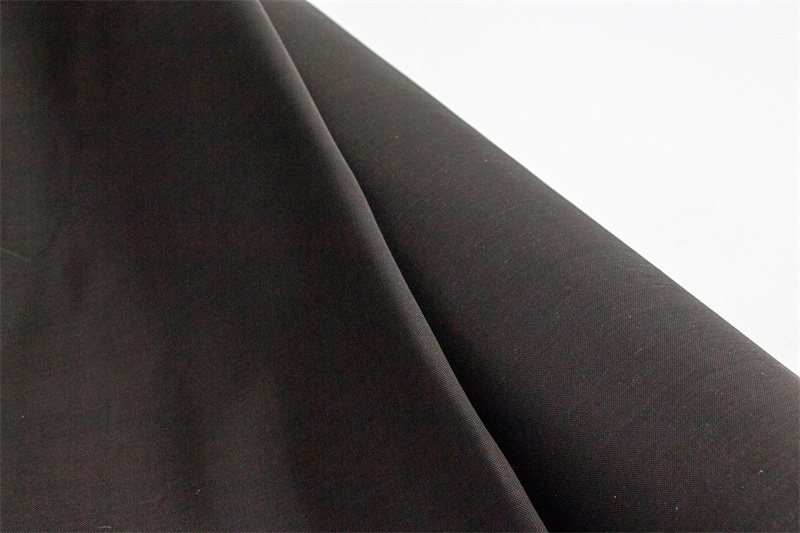 Ultra high molecular weight polyethylene plain woven fabric 160gsm