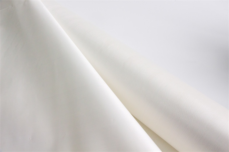 Ultra high molecular weight polyethylene plain woven fabric 90gsm (flame retardant)